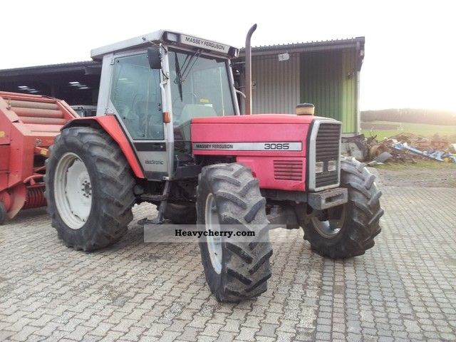 1994 Agco / Massey Ferguson  3085 with hyd. Trailer brake and Pitonfix Agricultural vehicle Tractor photo