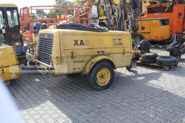 1984 Atlas  Copco Compressor XAS 60 Dd large chassis Construction machine Other construction vehicles photo
