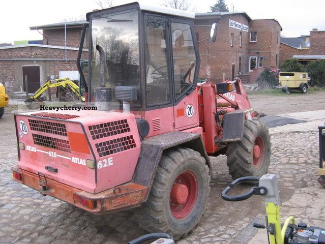 1994 Atlas  62E Construction machine Wheeled loader photo