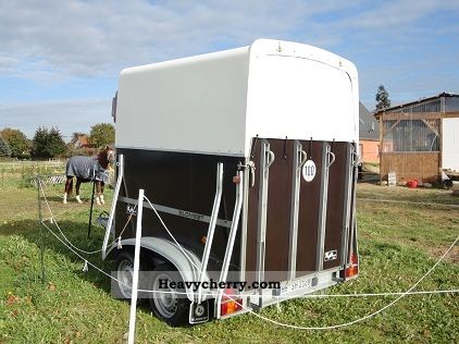1999 Blomert  T 2 Trailer Cattle truck photo