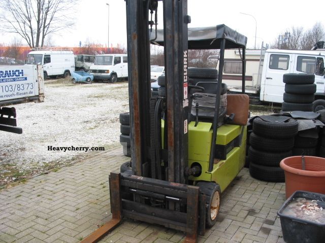 1995 Clark  CTM 20 with side shift Forklift truck Other forklift trucks photo