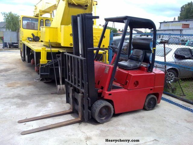 1992 Clark  CLARK Forklift truck Front-mounted forklift truck photo