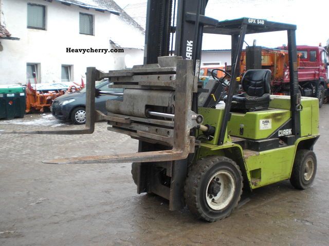 1995 Clark  GPX S40 Forklift truck Front-mounted forklift truck photo