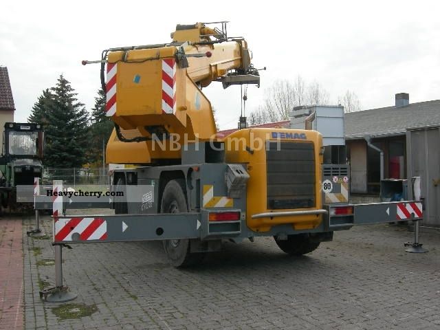 2000 Demag  AC 25 Truck over 7.5t Truck-mounted crane photo