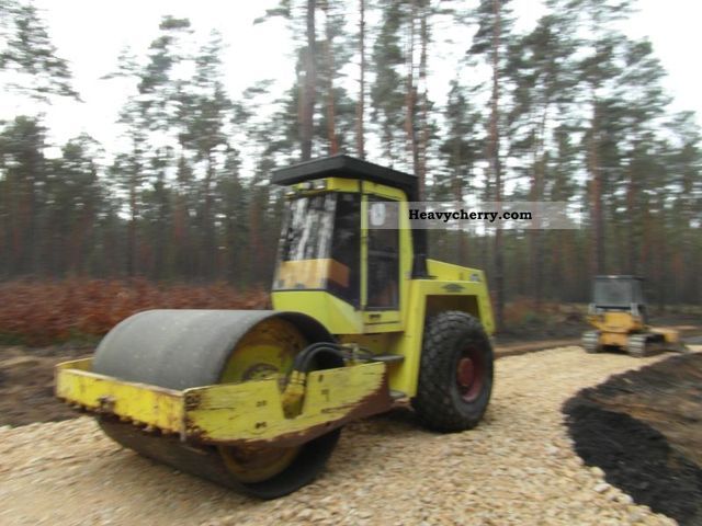 1996 BOMAG  BW 213 D-2 Construction machine Rollers photo