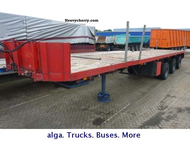1985 Broshuis  37 mtr telescopic Semi-trailer Stake body photo