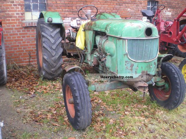 2011 Deutz-Fahr  Deutz D50S with front loader and DDR Letter Agricultural vehicle Tractor photo