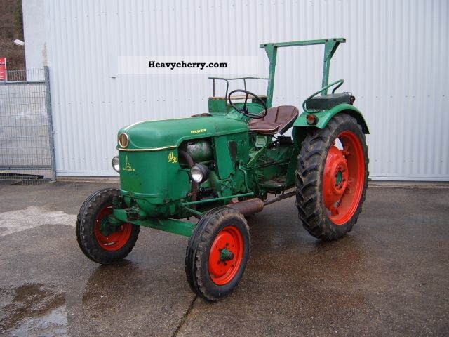 1965 Deutz-Fahr  D30 S TOP Agricultural vehicle Tractor photo