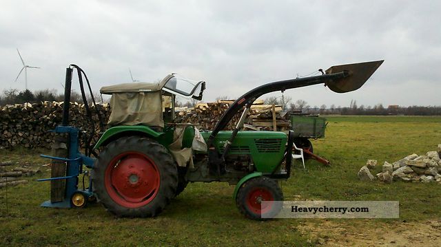 2011 Deutz-Fahr  D 6006 Agricultural vehicle Tractor photo