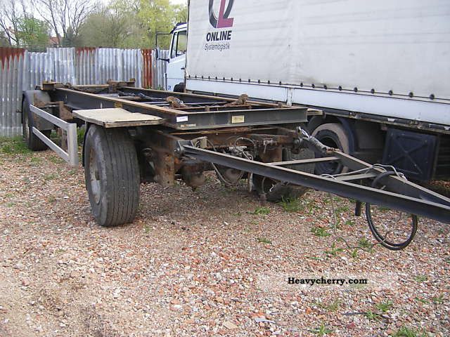 1996 Doll  Roll-off container trailer Trailer Roll-off trailer photo