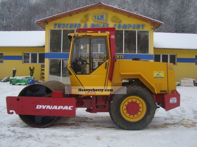 1995 Dynapac  CA151D Construction machine Rollers photo