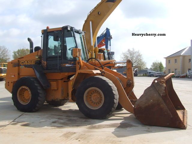 2002 Case  721C SCALES 2002 Construction machine Wheeled loader photo