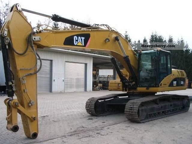 2007 CAT  DLN 325 - AirCo, SW, c 70% Construction machine Caterpillar digger photo