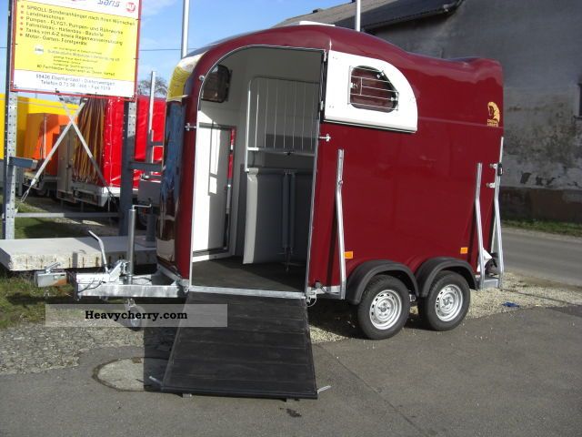 2011 Cheval Liberte  Gold \ Trailer Cattle truck photo