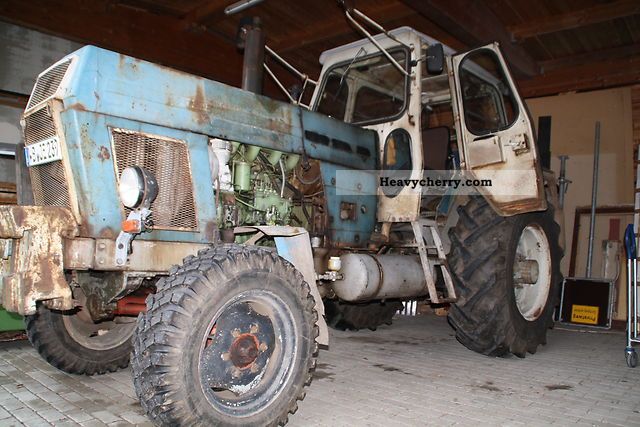 1978 Fortschritt  ZT 300 Agricultural vehicle Tractor photo