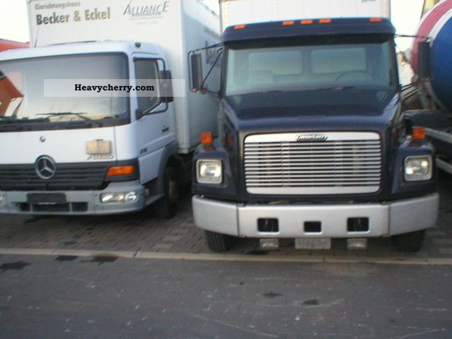 Freightliner trucks mercedes benz engines