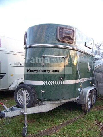 2005 HKM  PTA 2 with side protection and tack room Trailer Cattle truck photo