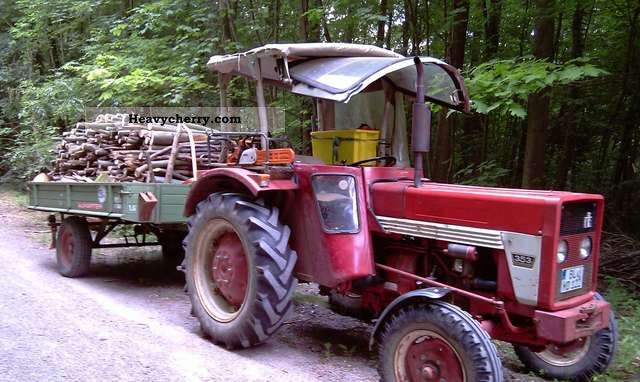 1972 IHC  353S Agricultural vehicle Tractor photo