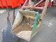 1975 IHC  423 with front loader bucket + Agricultural vehicle Tractor photo 9