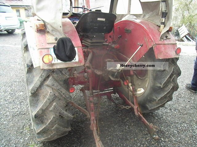 1978 IHC  633 Agricultural vehicle Tractor photo