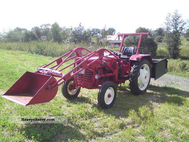 1962 IHC  D432 Agricultural vehicle Tractor photo