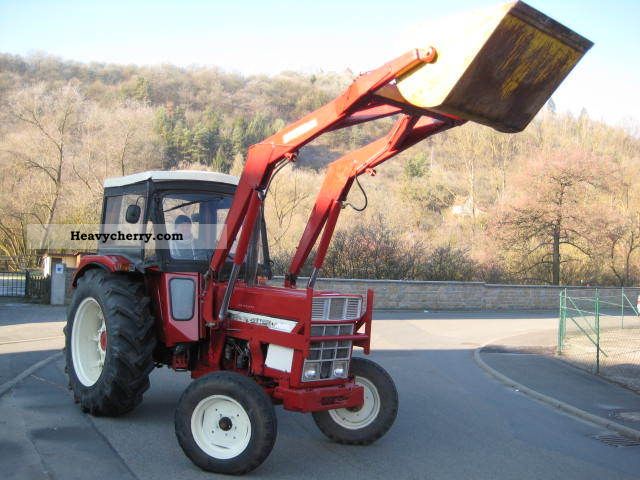 1982 IHC  743 S Front .. Agricultural vehicle Tractor photo