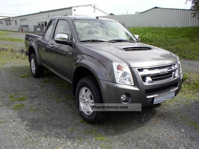 2011 Isuzu  D-Max 4x4 Space Cab Custom Immediately Available Van or truck up to 7.5t Other vans/trucks up to 7,5t photo