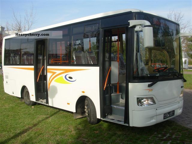 2010 Isuzu  L Coach Other buses and coaches photo