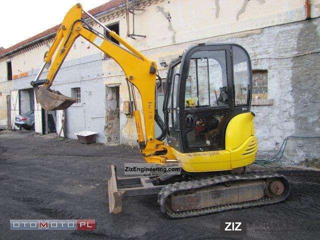 2005 JCB  8027 ZTS Construction machine Mini/Kompact-digger photo