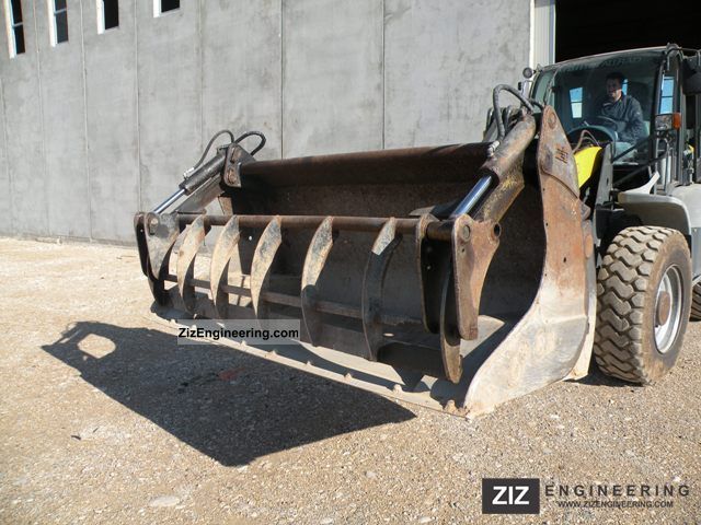 2009 Kramer  high-tilt bucket with clamp Construction machine Wheeled loader photo