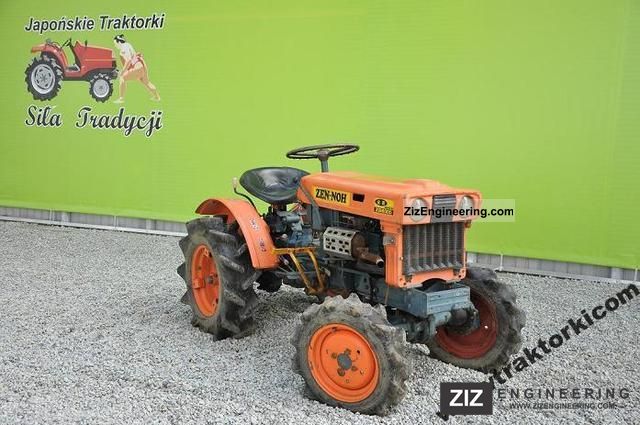 2011 Kubota  B6000D 4x4 Agricultural vehicle Tractor photo