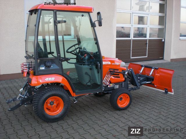 Kubota Bx2350 With 135 Cm Snow Blade 2011 Agricultural Tractor Photo