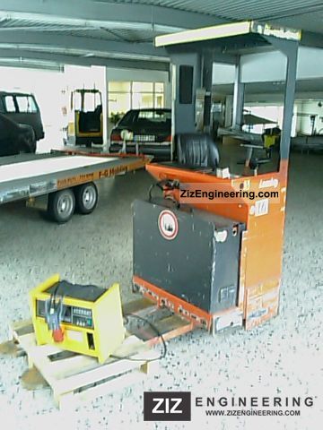 2011 Lansing  TH10 Forklift truck Low-lift truck photo