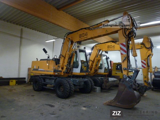 2004 Liebherr  A 904 Litr. including HD undercarriage! Construction machine Mobile digger photo