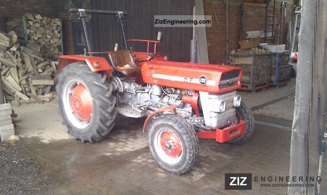 1967 Massey Ferguson  135 Agricultural vehicle Tractor photo