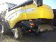 2005 New Holland  CX 8060 Agricultural vehicle Combine harvester photo 1