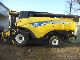 2005 New Holland  CX 8060 Agricultural vehicle Combine harvester photo 2