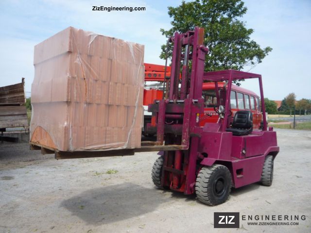 1982 O & K  All-terrain forklift Forklift truck Front-mounted forklift truck photo