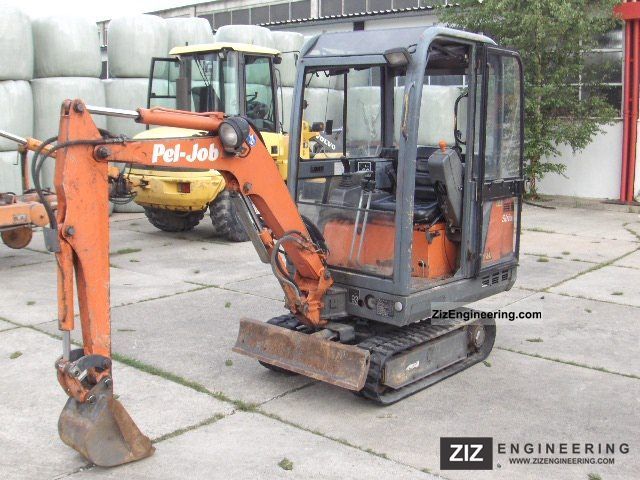 1997 Pel-Job  271 weight 1560Kg, 1 x TL Construction machine Mini/Kompact-digger photo