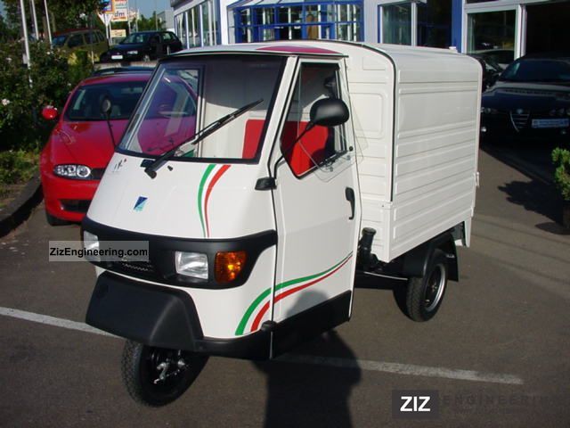 2011 Piaggio  APE Model 150 50 Special Years Italy Van or truck up to 7.5t Box-type delivery van photo