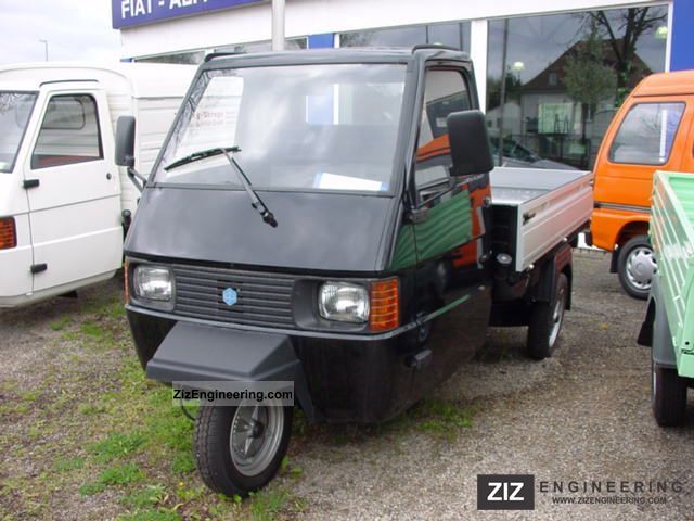 2011 Piaggio  APE TM 703 V Van or truck up to 7.5t Stake body photo