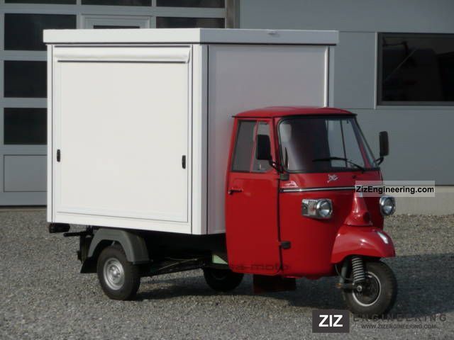 2011 Piaggio  Ape Classic Coffee Sales up Hotdogstand Van or truck up to 7.5t Traffic construction photo