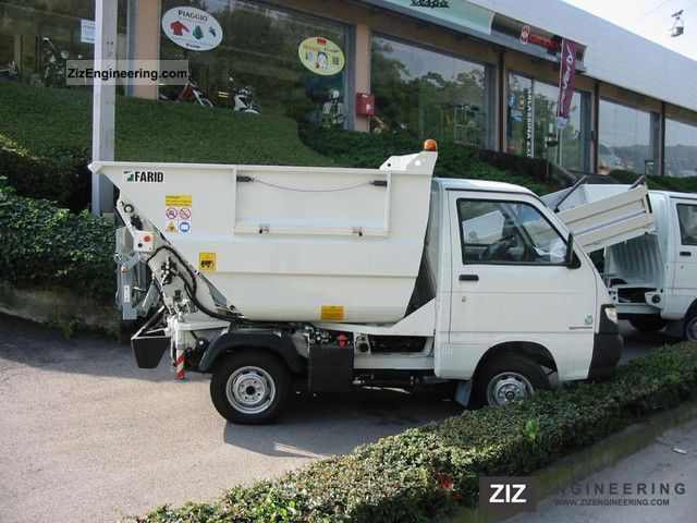 2011 Piaggio  Port 1.3 Vasca Rifiuti GPL Van or truck up to 7.5t Refuse truck photo