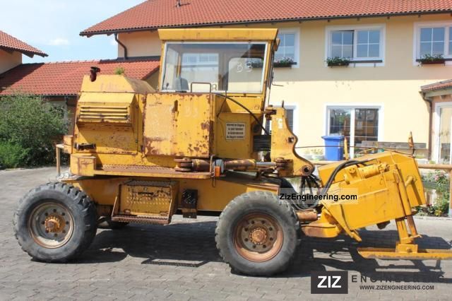 1984 Schaeff  HML 30 Construction machine Other substructures photo