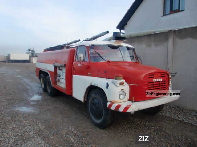 1979 Tatra  148 cisterna Truck over 7.5t Tank truck photo