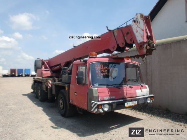 1988 Tatra  815 28 170 6x6.1 Truck over 7.5t Truck-mounted crane photo