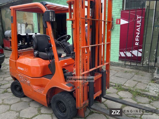 2003 Toyota  7FG 14 benzyna / GAZ LPG Forklift truck Front-mounted forklift truck photo