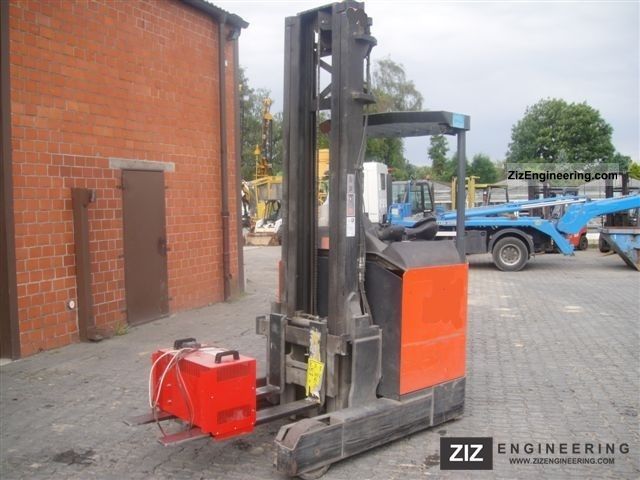 2005 Toyota  7FBRE20-1 Forklift truck Reach forklift truck photo