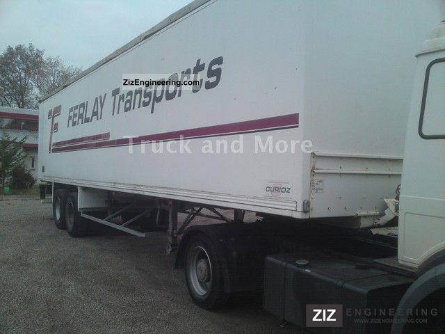 1995 Trailor  Spring-mounted twin blade wheels Semi-trailer Box photo