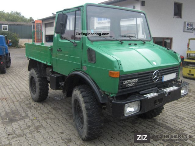 1980 Unimog  U 1000 tractor, truck, rear hitch Agricultural vehicle Loader wagon photo